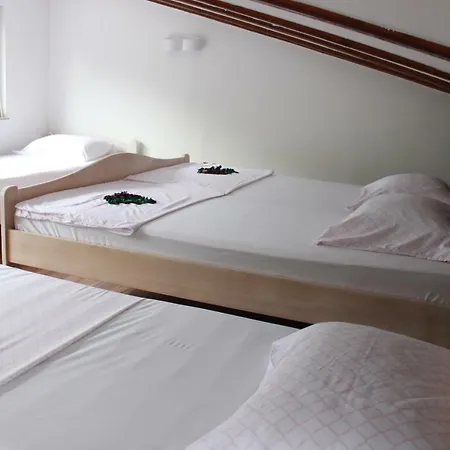 House Legacy * Bihać